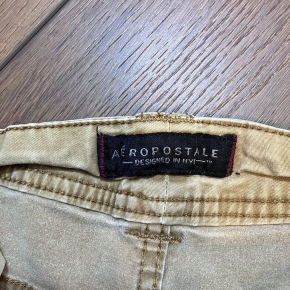 Aeropostale Midi Twill Short Rolled Hem Khaki Short Size 6 - Picture 3 of 6